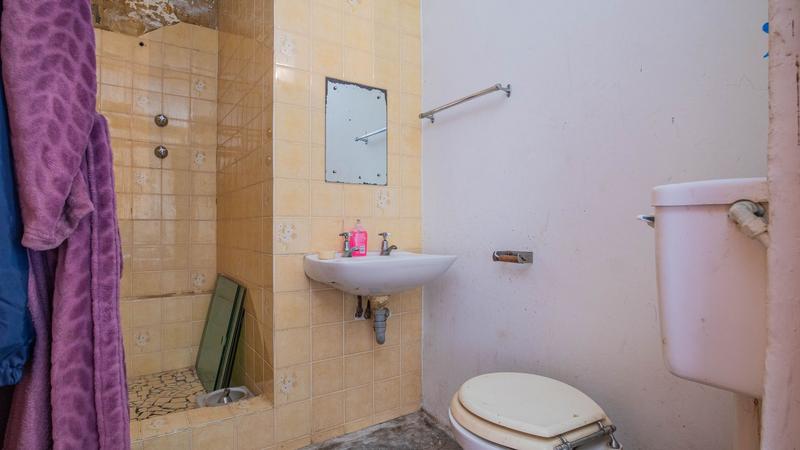 4 Bedroom Property for Sale in Sea Point Western Cape